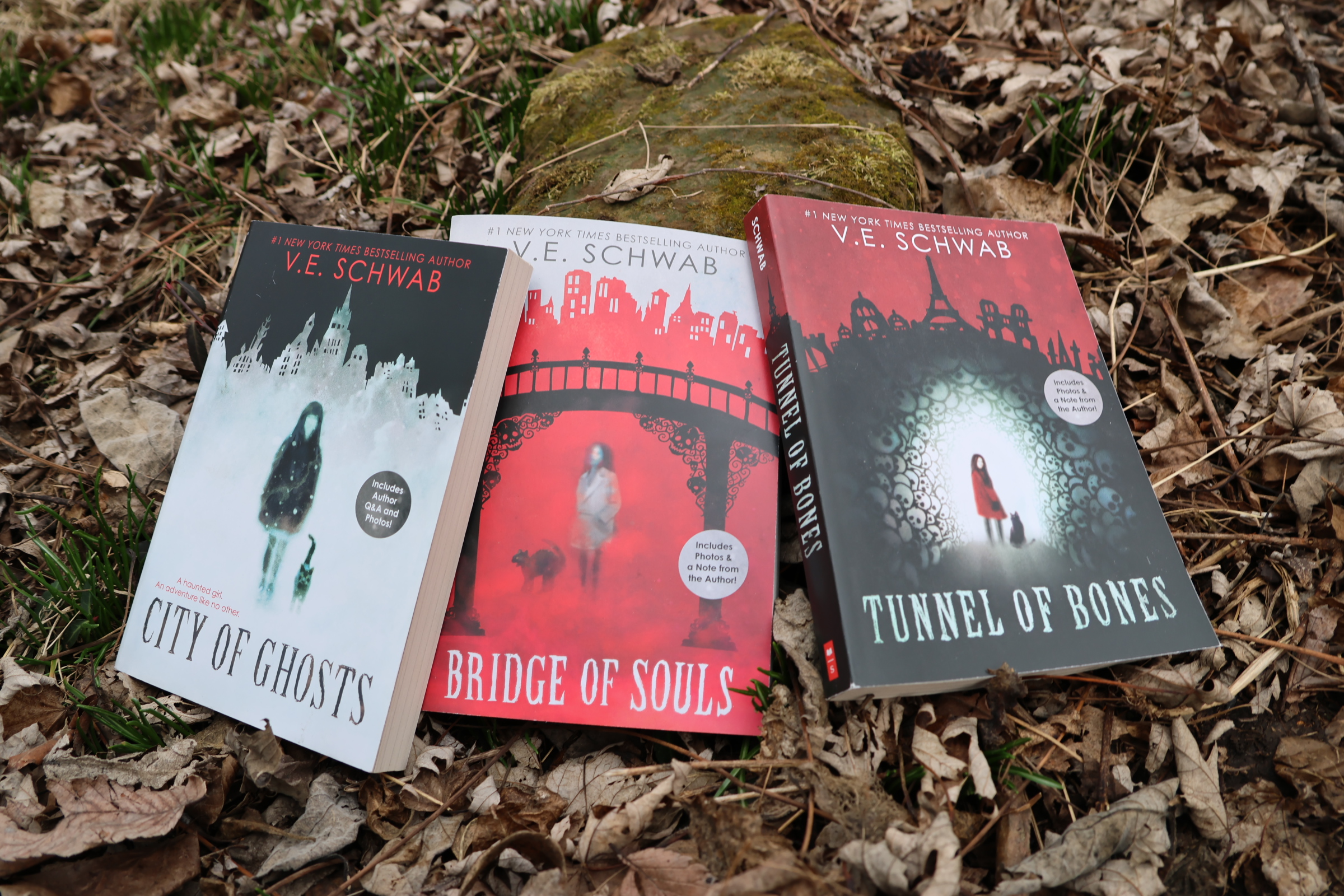 Review of City of Ghosts by Victoria Schwab